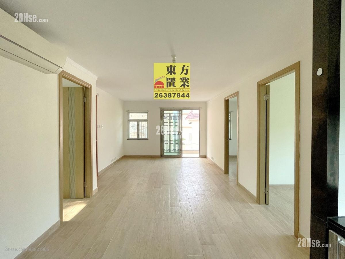 村屋 租盘 3 房 , 2 浴室 700 平方尺