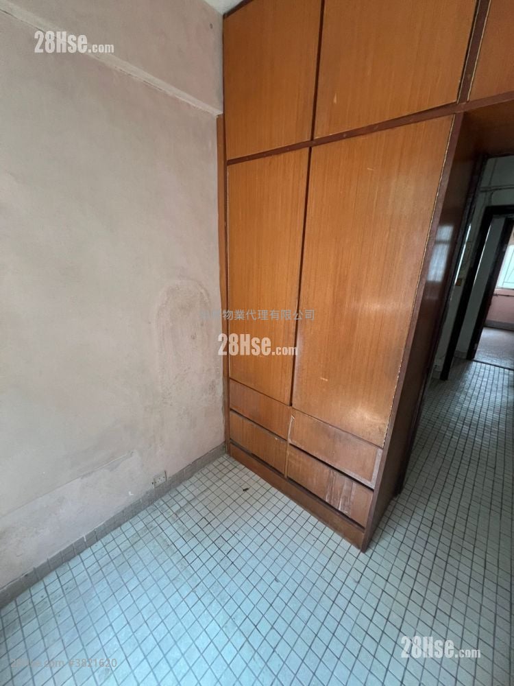 金禧楼 租盘 322 平方尺