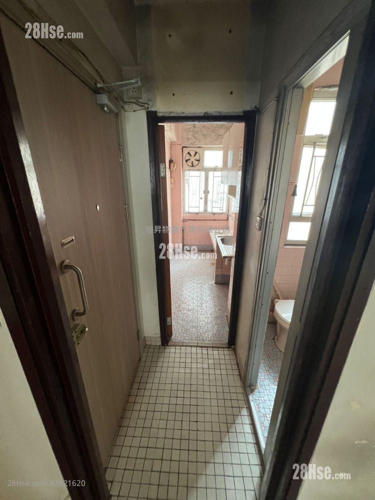 金禧楼 租盘 322 平方尺