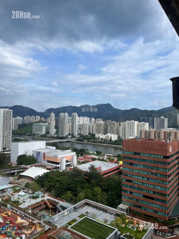 偉華中心 售盤 2 房 , 1 浴室 358 平方呎