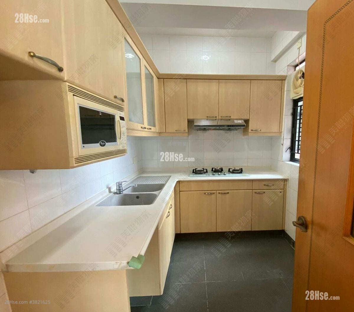 廚房: 柏麗豪園 售盤 2 房 , 1 浴室 590 平方呎