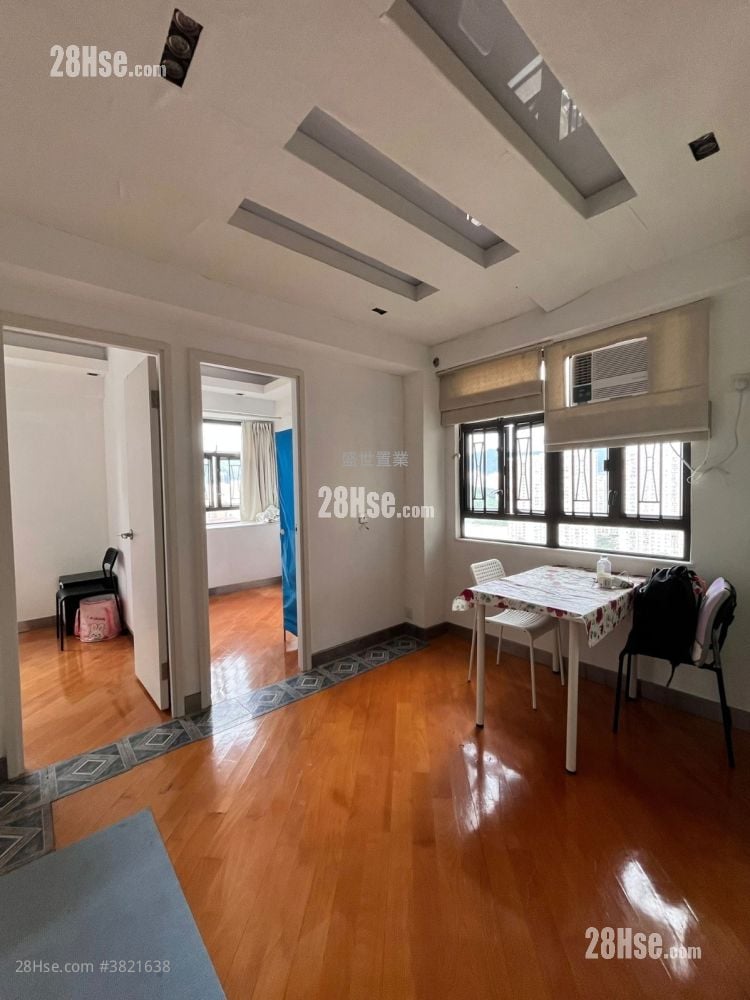 偉華中心 售盤 2 房 , 1 浴室 358 平方呎