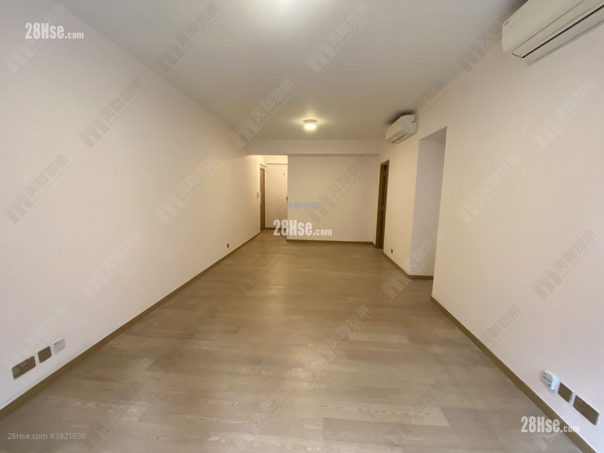 Centra Horizon Sell 3 Bedrooms , 3 Bathrooms 1,041 ft²