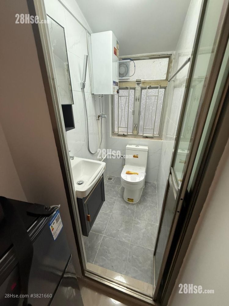 Sum Ming Building Rental 5+ Bedrooms , 5+ Bathrooms 1,000 ft²