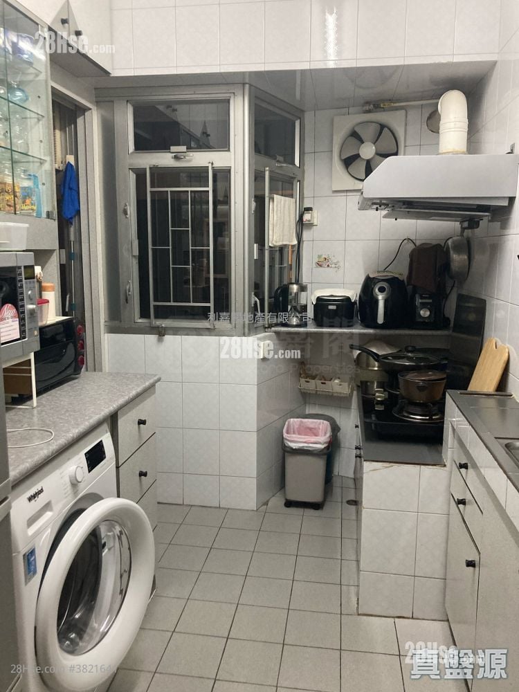 寶峰園 售盤 3 房 822 平方呎