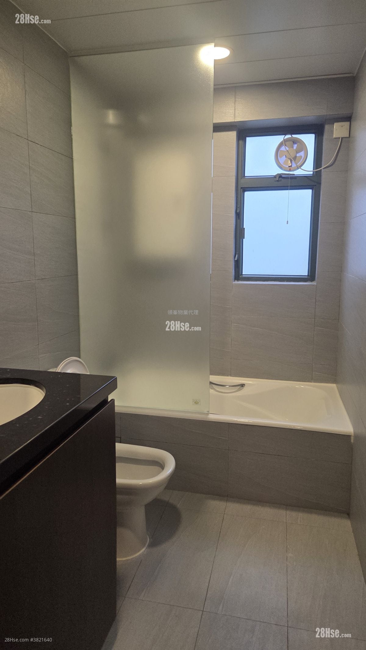 万茂苑 租盘 3 房 , 2 浴室 962 平方尺