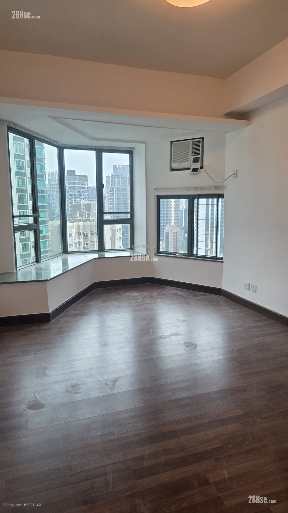 万茂苑 租盘 3 房 , 2 浴室 962 平方尺