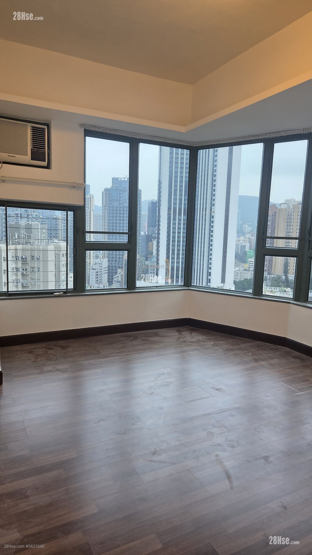 万茂苑 租盘 3 房 , 2 浴室 962 平方尺