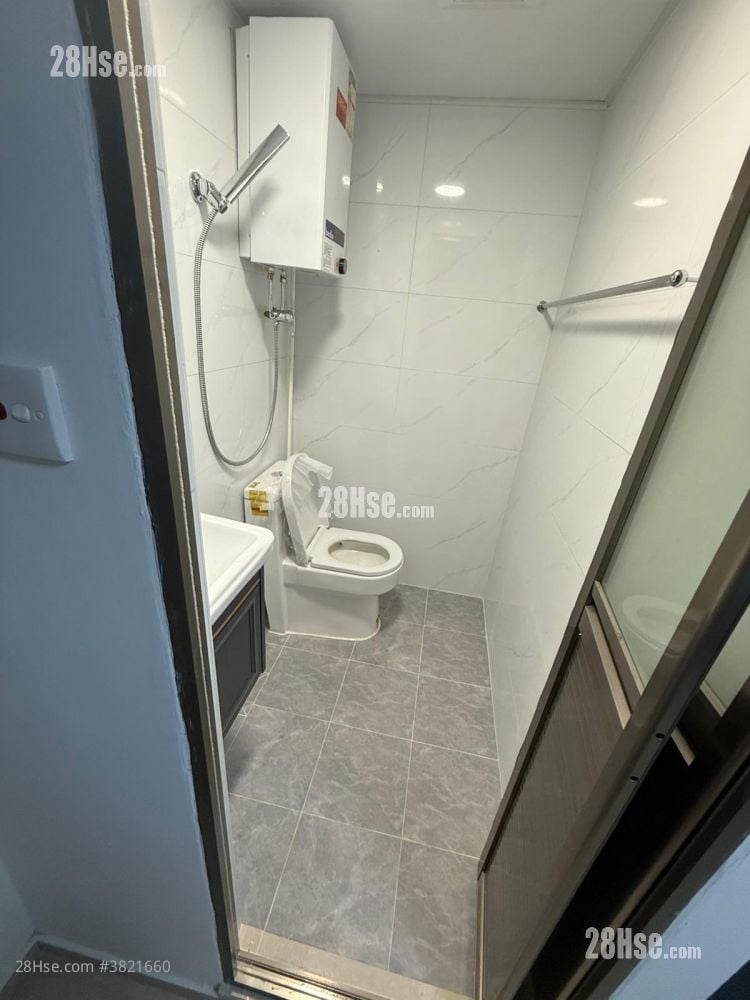 Sum Ming Building Rental 5+ Bedrooms , 5+ Bathrooms 1,000 ft²