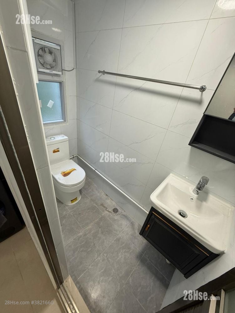 Sum Ming Building Rental 5+ Bedrooms , 5+ Bathrooms 1,000 ft²