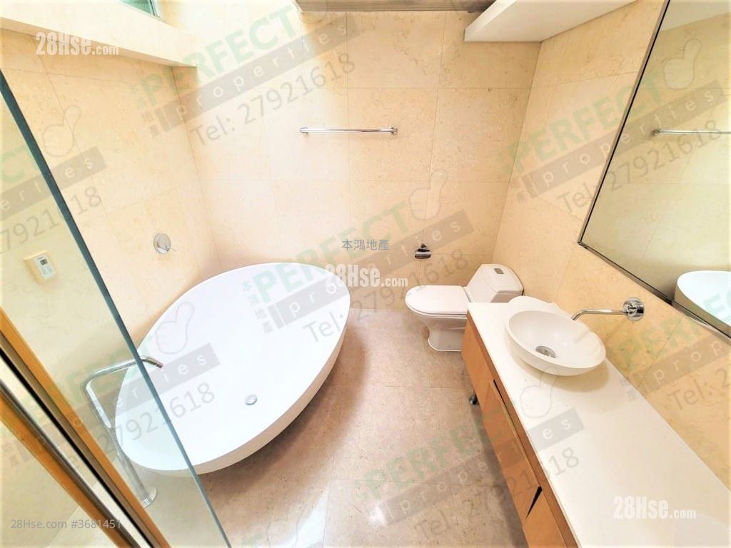 Royal Bay Rental 4 Bedrooms 2,004 ft²