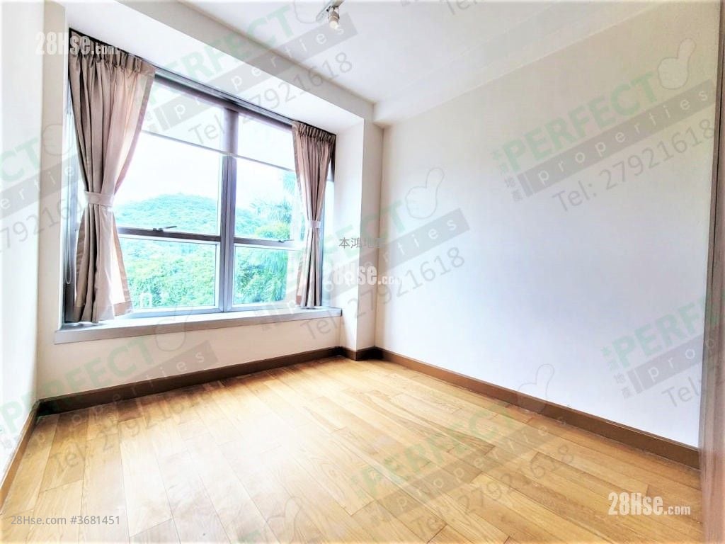 Royal Bay Rental 4 Bedrooms 2,004 ft²