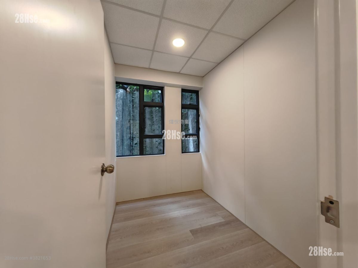 锦兴大厦 租盘 4 房 , 1 厕所