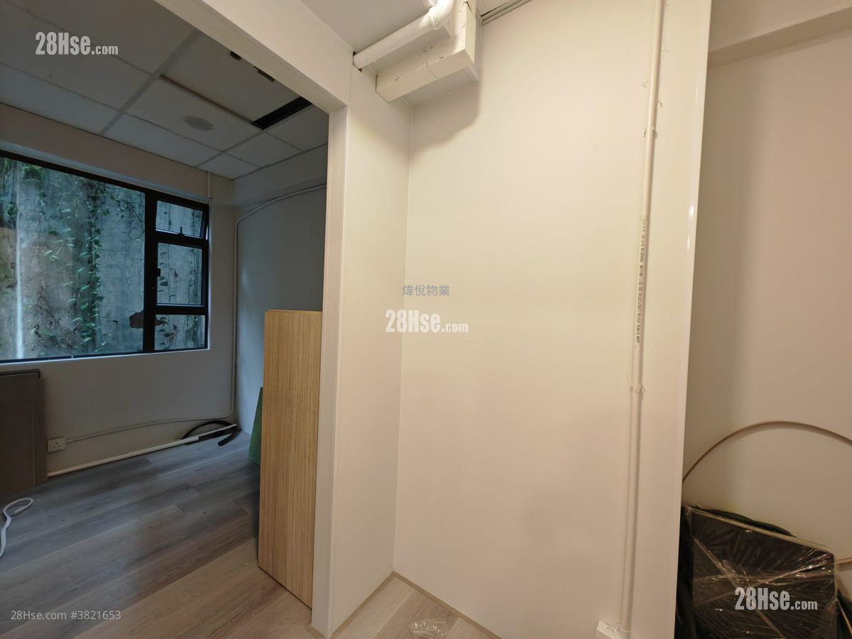 锦兴大厦 租盘 4 房 , 1 厕所