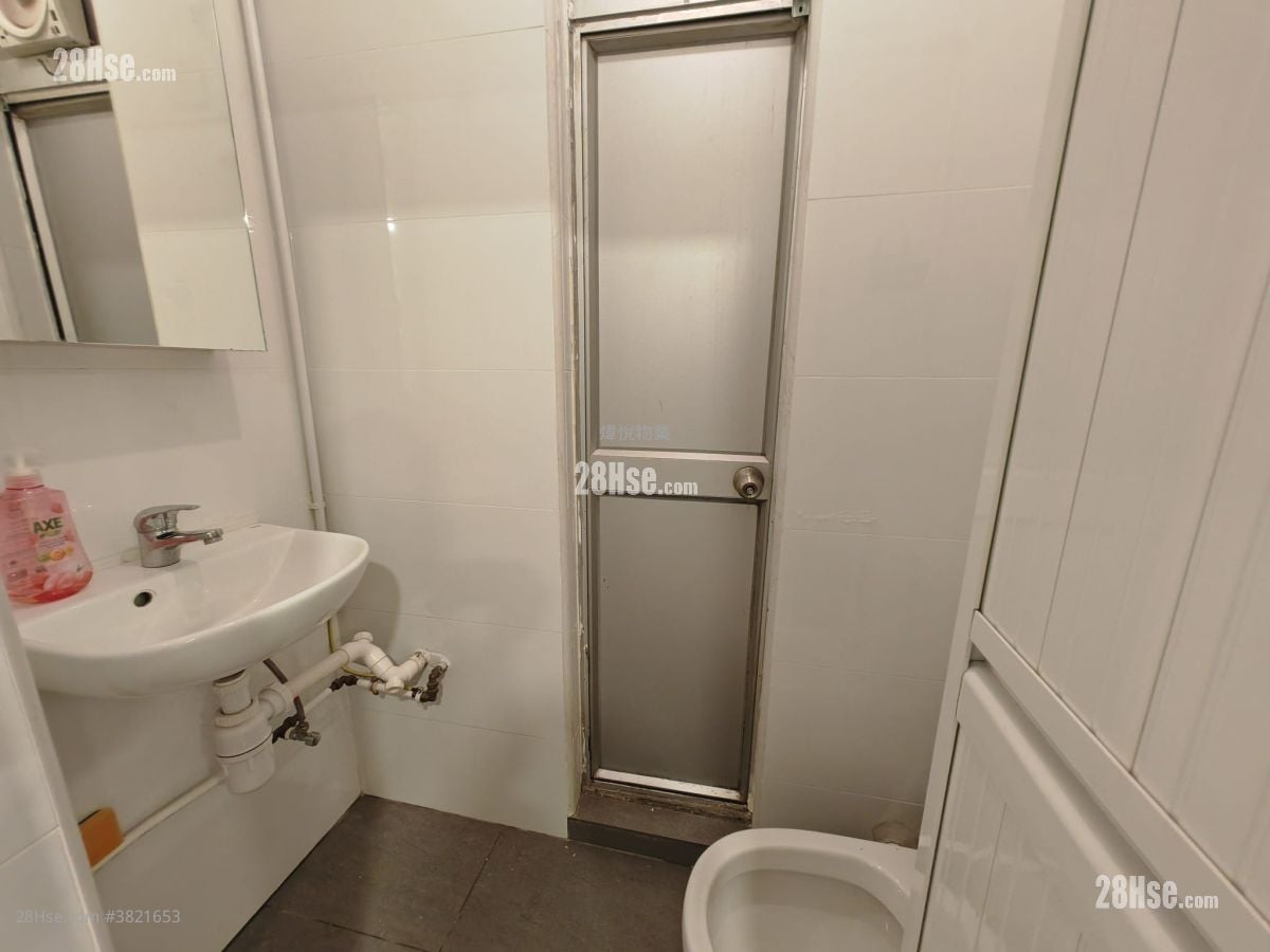 锦兴大厦 租盘 4 房 , 1 厕所