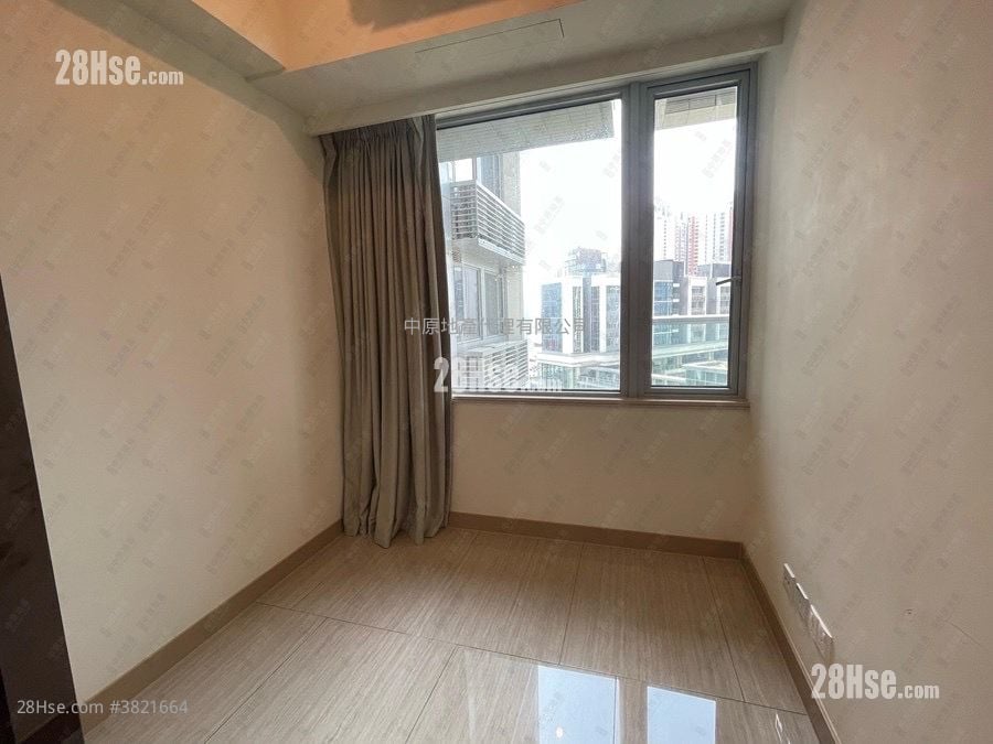 Cullinan West Rental 1 Bedroom , 1 Bathroom 358 ft²