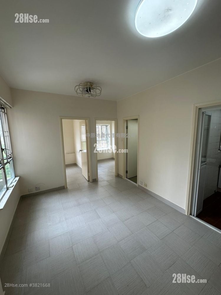 青怡花园 租盘 2 房 , 1 浴室 343 平方尺