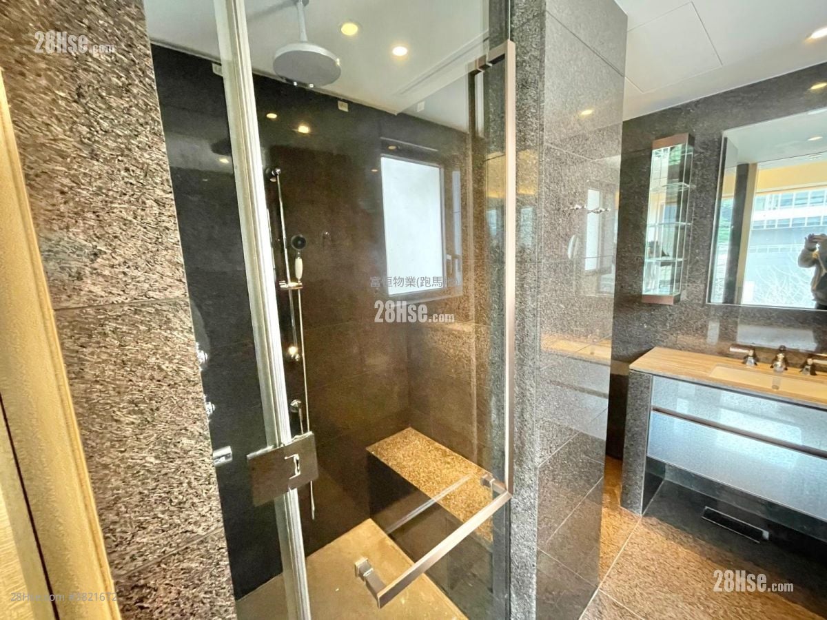 Eight Kwai Fong Happy Valley 租盘 1 房 , 1 浴室 411 平方尺