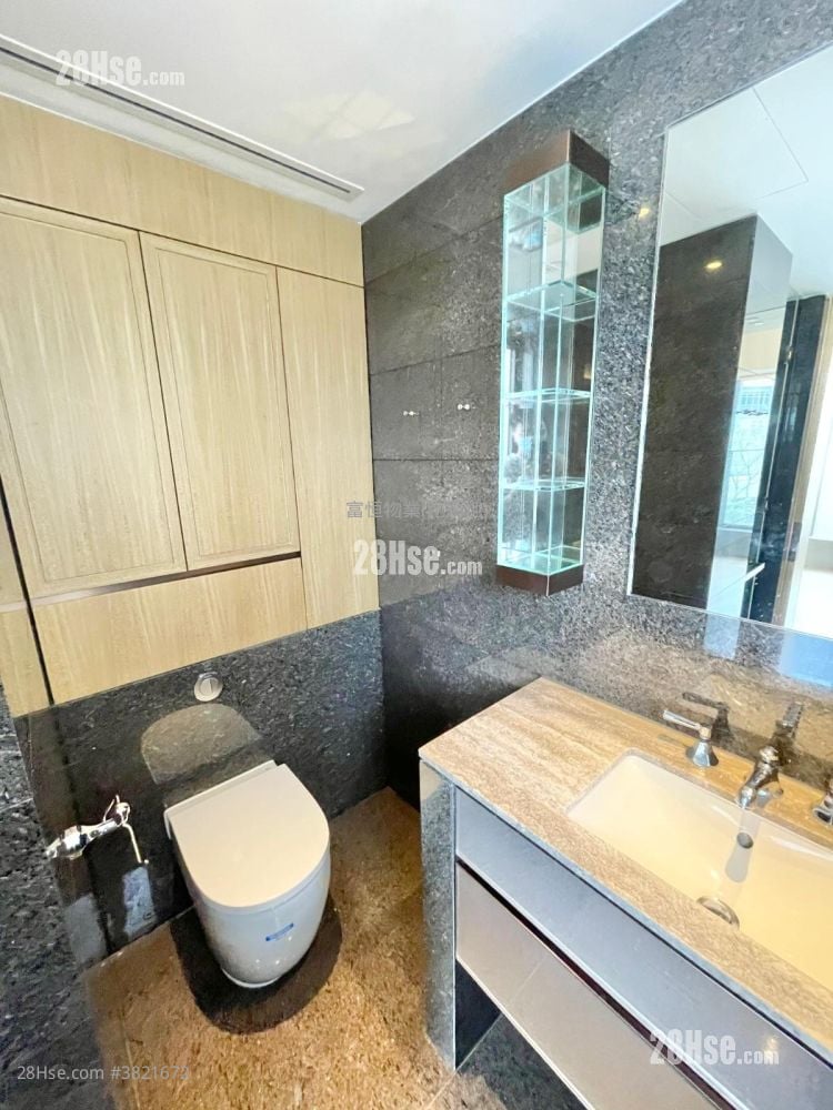 Eight Kwai Fong Happy Valley 租盘 1 房 , 1 浴室 411 平方尺