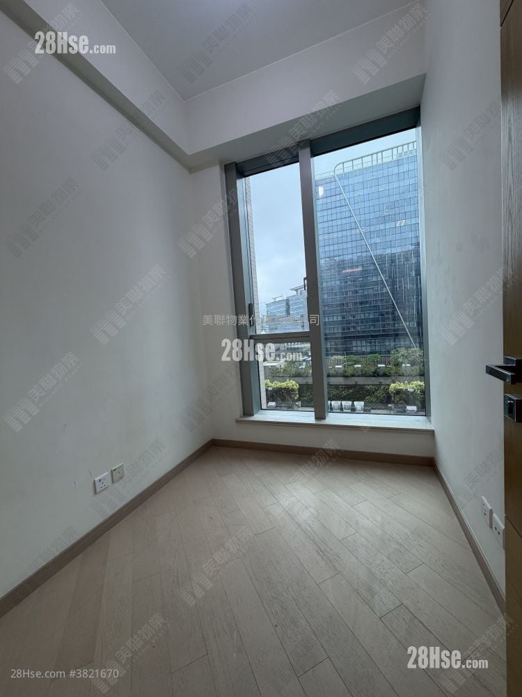 Mayfair By The Sea 8 Rental 3 Bedrooms , 2 Bathrooms 699 ft²