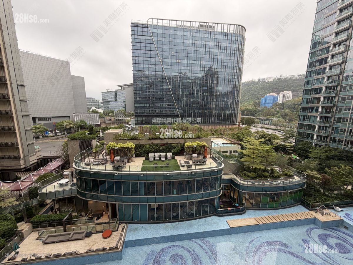 Mayfair By The Sea 8 Rental 3 Bedrooms , 2 Bathrooms 699 ft²