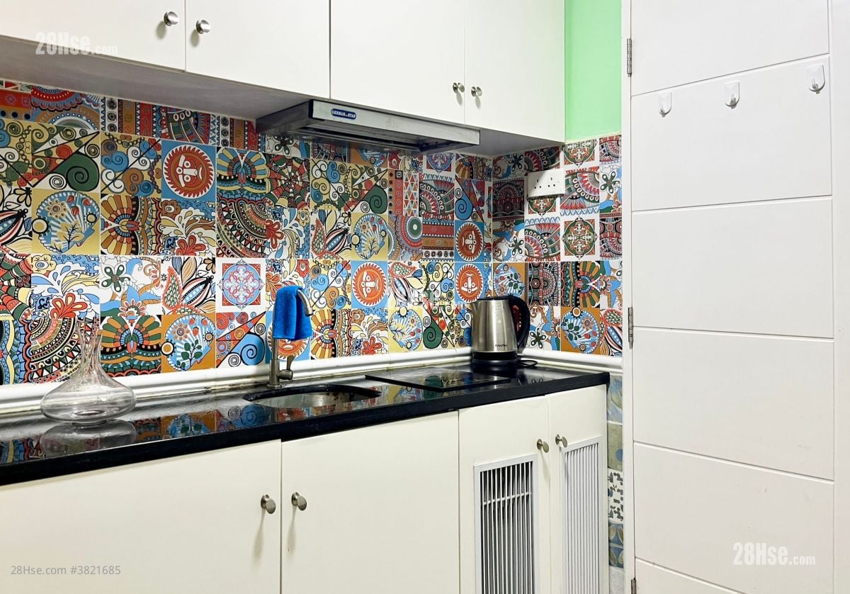 Man Yuen Building Rental Studio , 1 Bathroom 665 ft²