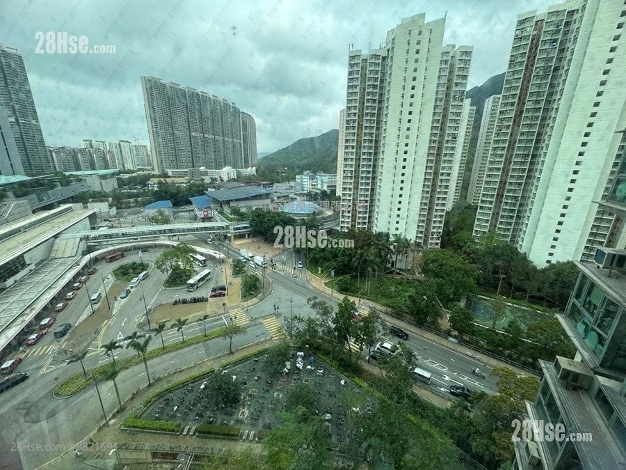 Tung Chung Crescent Sell 2 Bedrooms 536 ft²