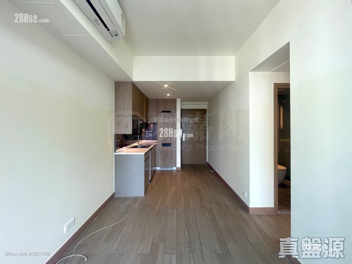 Wings At Seaii Sell 2 Bedrooms , 1 Bathroom 477 ft²