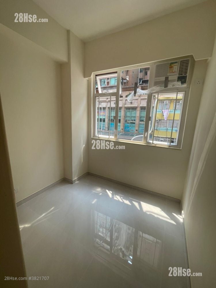 Kin On Mansion Sell 2 Bedrooms , 1 Bathroom 319 ft²