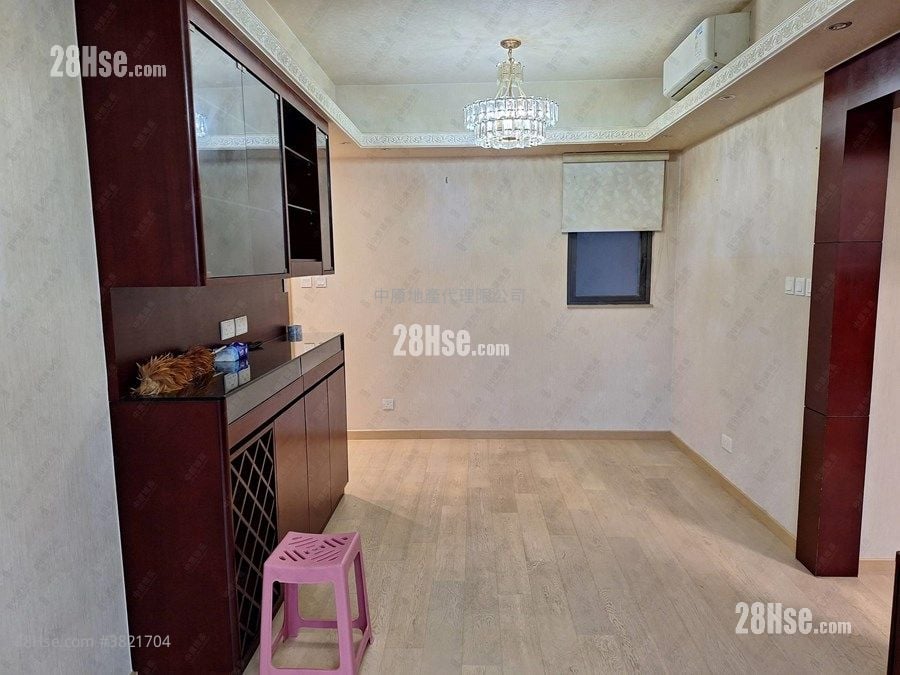 朗城滙 售盤 3 房 719 平方呎