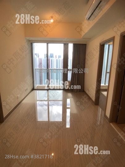 Cullinan West Rental 2 Bedrooms , 1 Bathroom 526 ft²