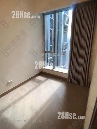 Cullinan West Rental 2 Bedrooms , 1 Bathroom 526 ft²