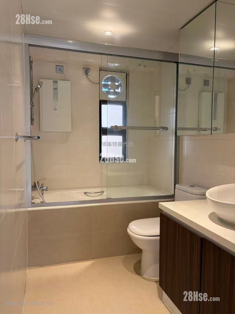 Tycoon Court Rental 3 Bedrooms , 2 Bathrooms 839 ft²