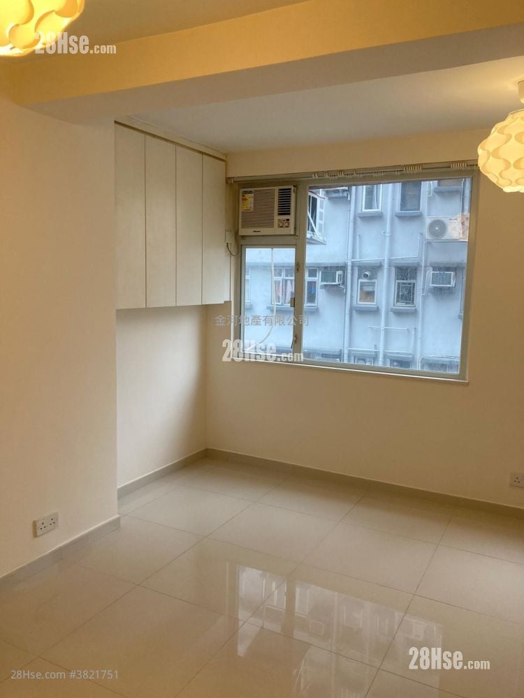 華冠大廈 售盤 開放式間隔 , 1 浴室 260 平方呎