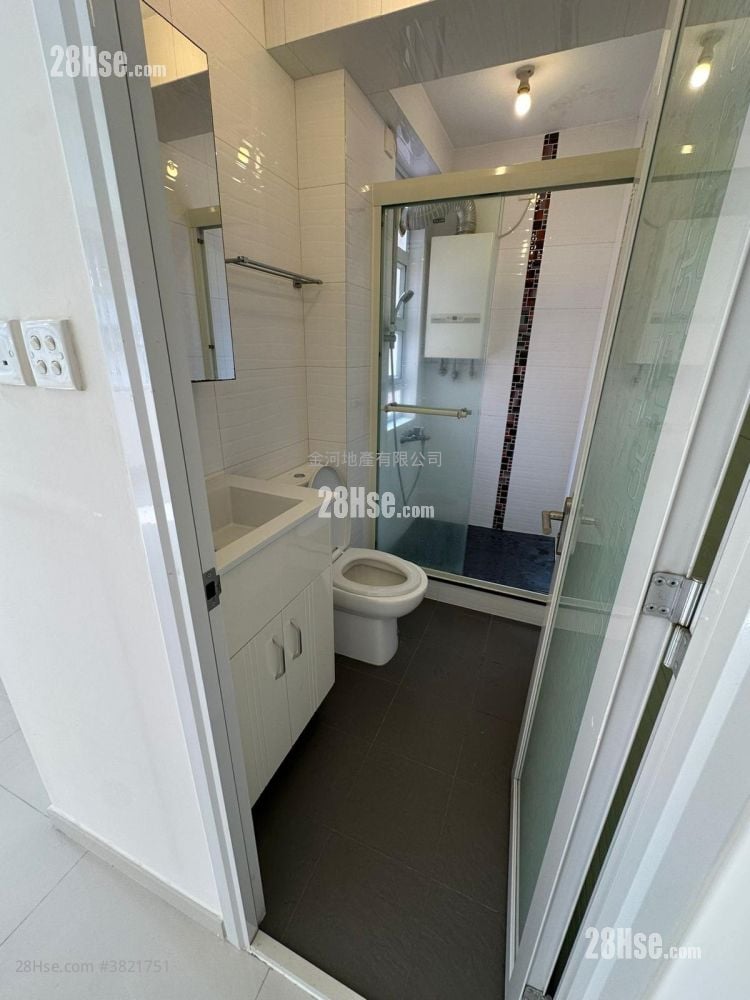 華冠大廈 售盤 開放式間隔 , 1 浴室 260 平方呎