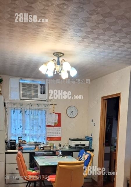 英明苑 售盤 3 房 645 平方呎