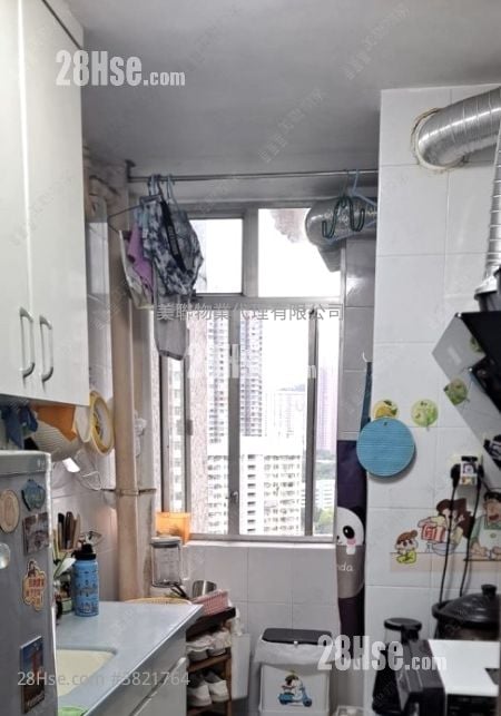 英明苑 售盤 3 房 645 平方呎