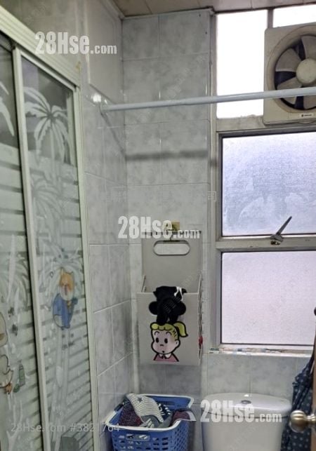 英明苑 售盤 3 房 645 平方呎