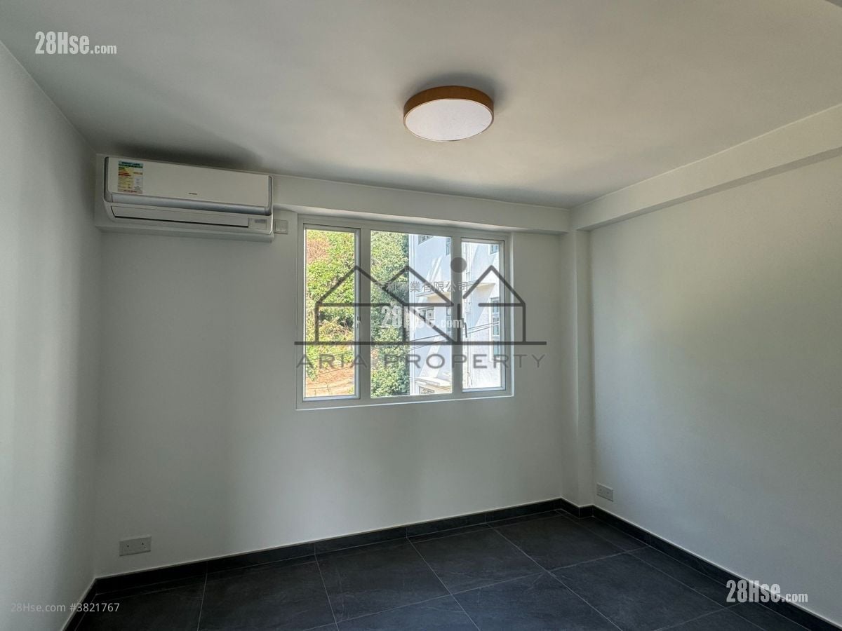 Village Rental 2 Bedrooms , 1 Bathroom 700 ft²