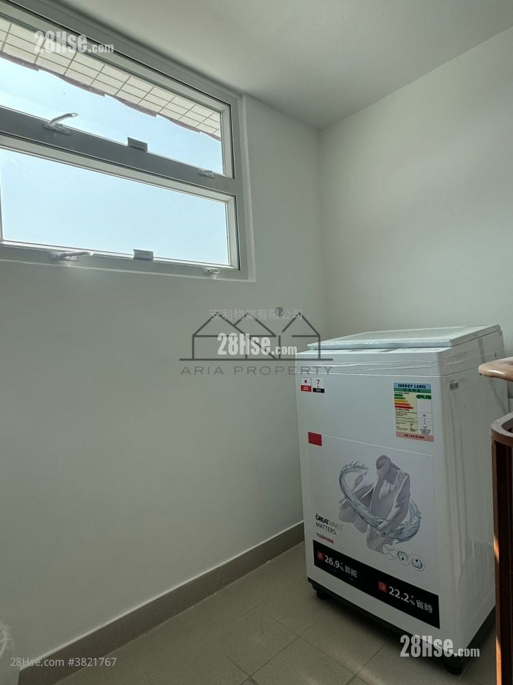 Village Rental 2 Bedrooms , 1 Bathroom 700 ft²