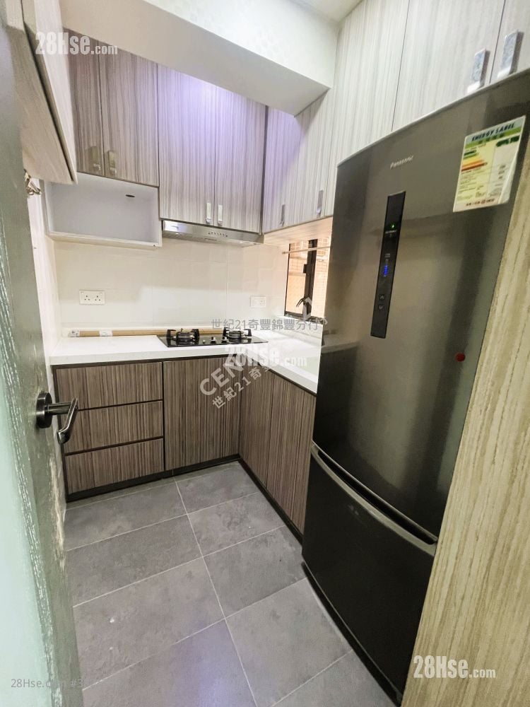 新港城 售盤 3 房 , 1 浴室 519 平方呎