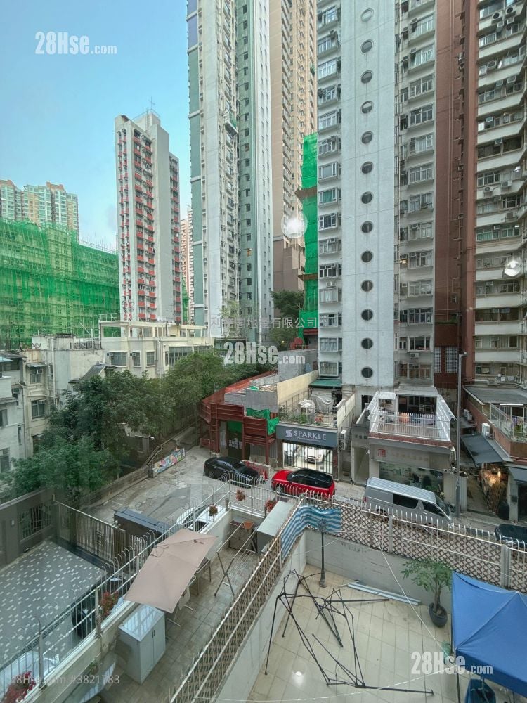 怡寶洋樓 售盤 290 平方呎