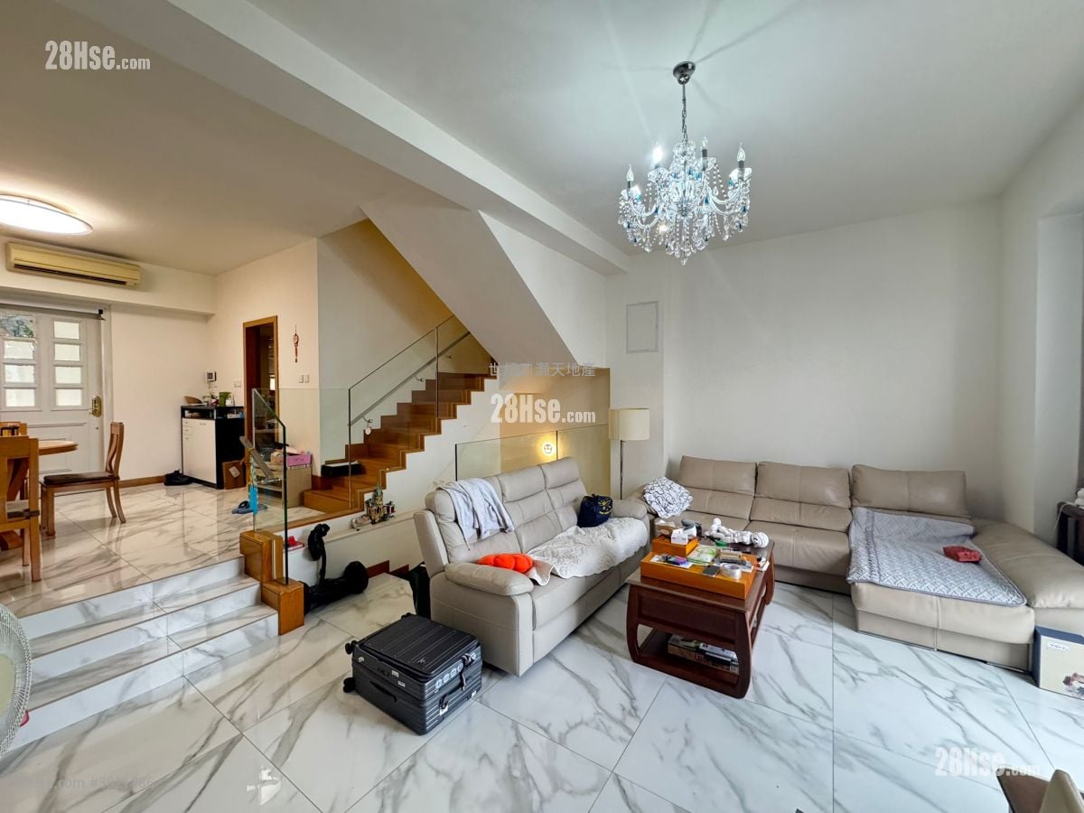 比华利山别墅 租盘 5+ 房 , 3 浴室 2,081 平方尺