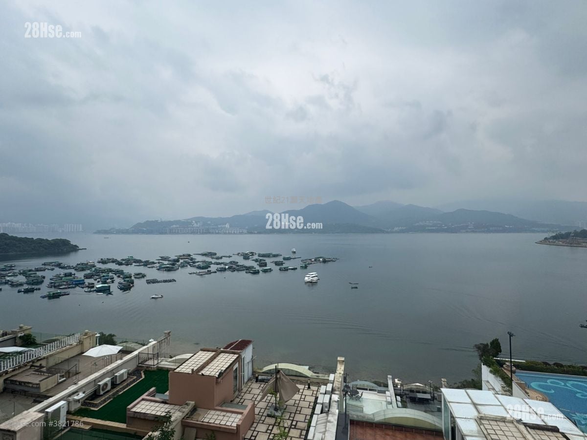 比华利山别墅 租盘 5+ 房 , 3 浴室 2,081 平方尺