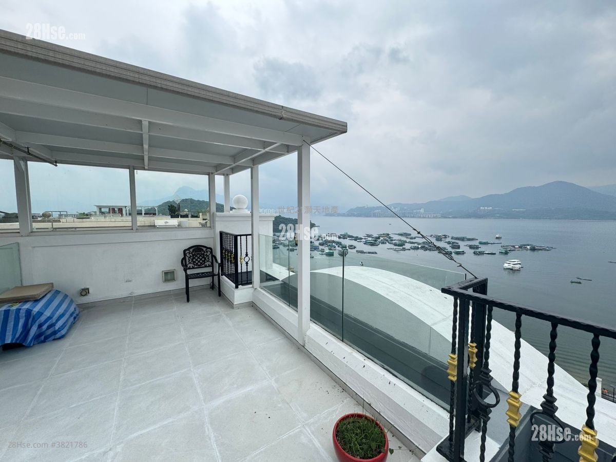 比华利山别墅 租盘 5+ 房 , 3 浴室 2,081 平方尺