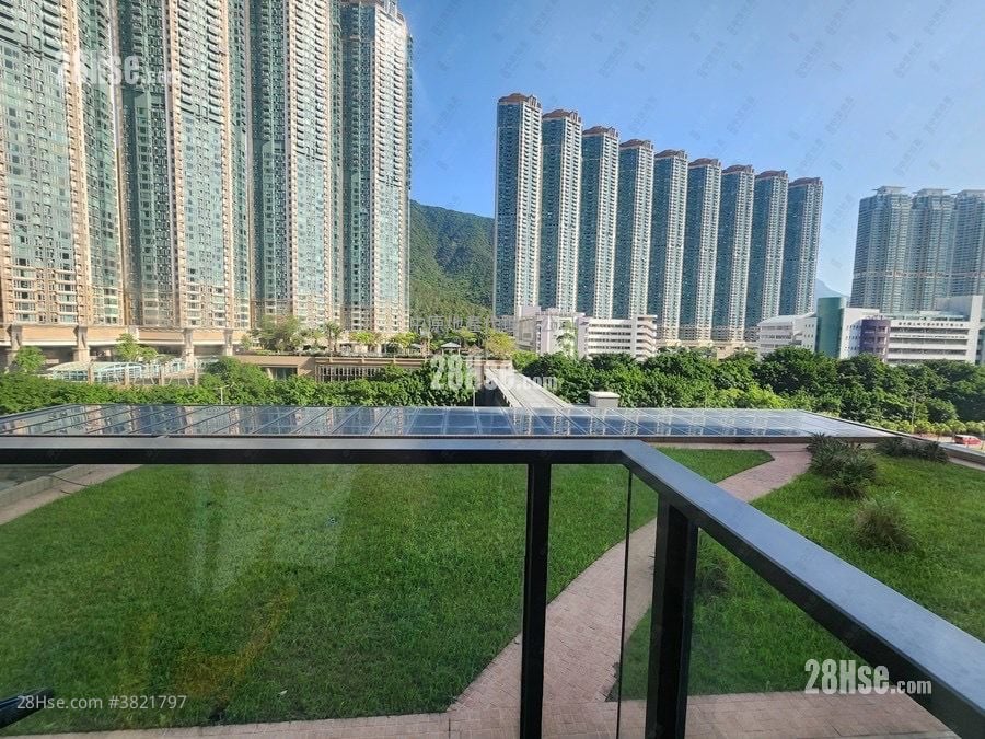 The Visionary Sell 2 Bedrooms 669 ft²