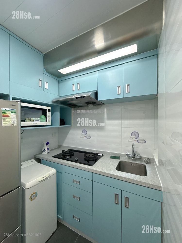 怡寶洋樓 租盤 290 平方呎