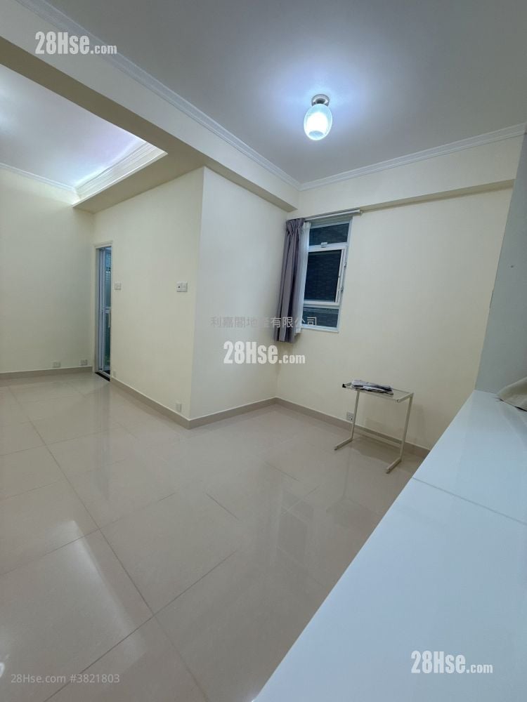 怡寶洋樓 租盤 290 平方呎