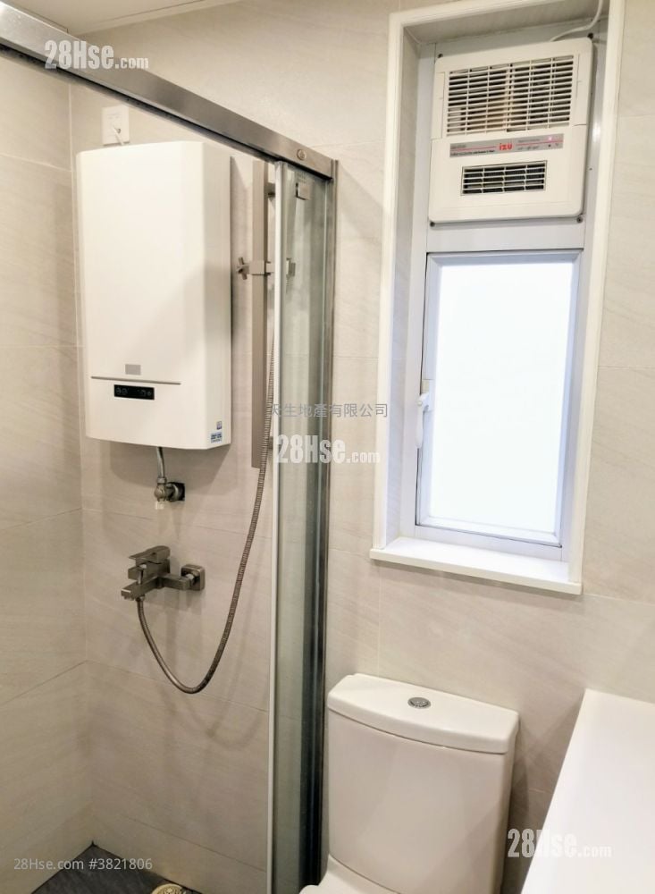 Wun Sha Tower Sell 2 Bedrooms , 1 Bathroom 527 ft²