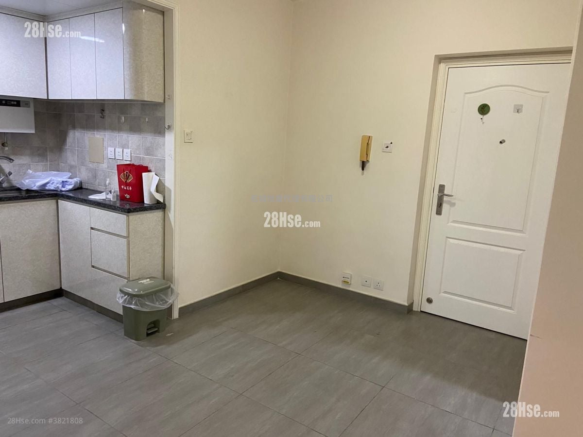 金獅花園 售盤 1 房 , 1 浴室 266 平方呎